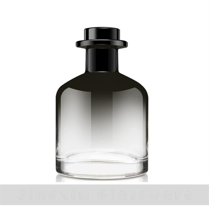 Black glass diffuser (5)(001)